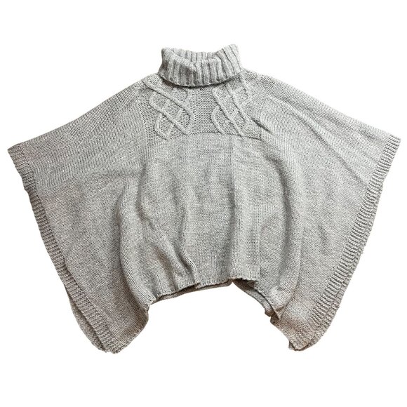 BCBGMAXAZRIA Cable Knit Turtleneck Poncho Sweater Cape Women's One Size Gray‎ - Picture 1 of 9
